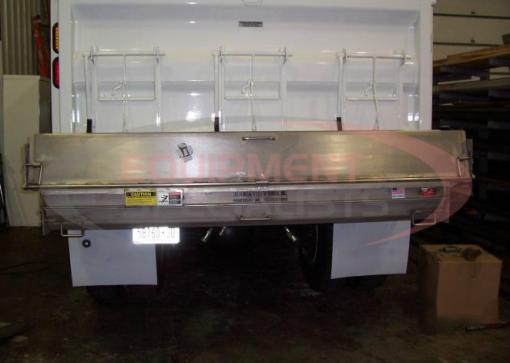 SMITH UNDERTAILGATE SPREADER