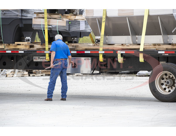 18X18X18 INCH XD SMOOTH ALUMINUM UNDERBODY TRUCK BOX WITH BARN DOOR - SINGLE BARN DOOR, COMPRESSION LATCH