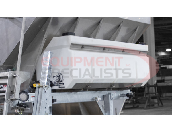 SaltDogg? 12 VDC Pre-Wet Kit with Two 210-Gallon Poly V-Box Mount Reservoirs - Hydraulic